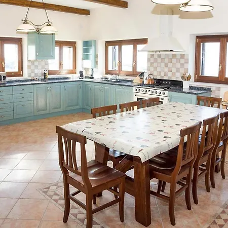 Finagliosu Villa